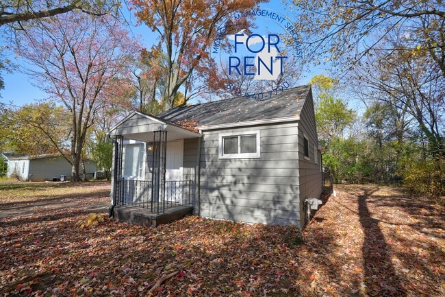 Photo - 2429 Lincoln Manor Dr