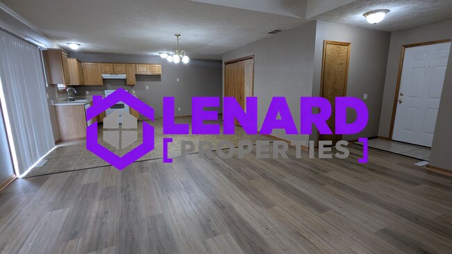 553 N Chandler Ave
