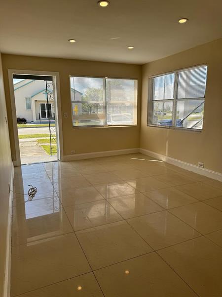 Photo - 3734 Avenue S