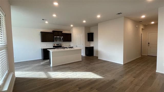 Photo - 2914 Jasmine Dr