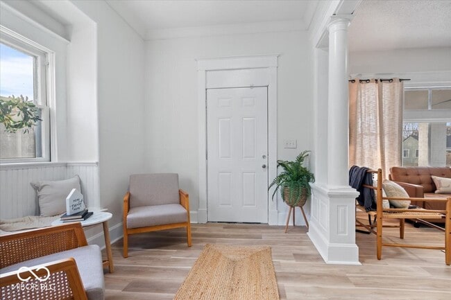 Photo - 1741 S State Ave