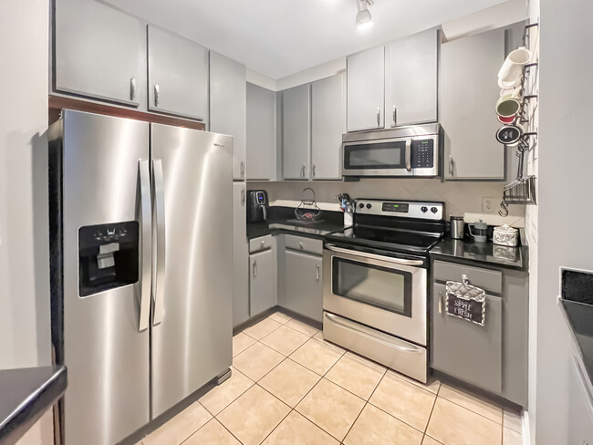 Photo - 821 Ralph McGill Blvd NE Unit 3219