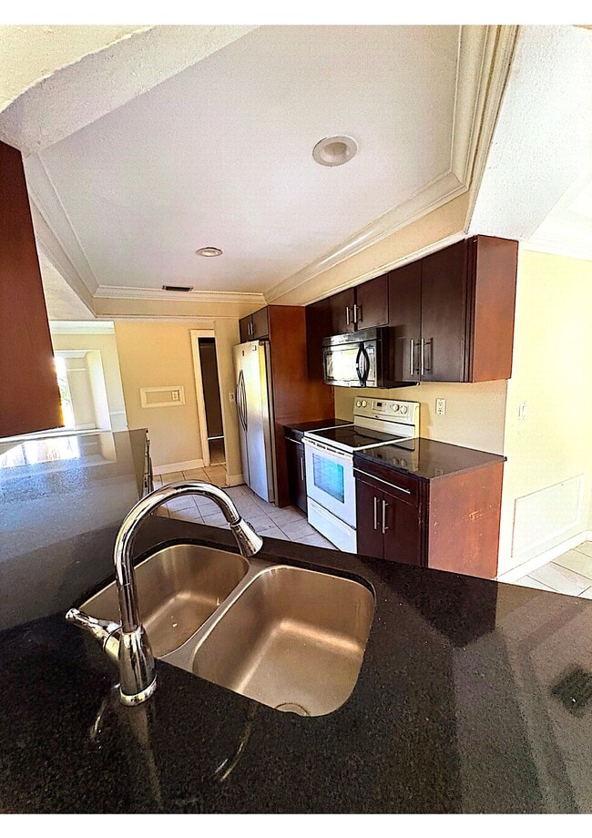 Photo - 1505 SE 36th St