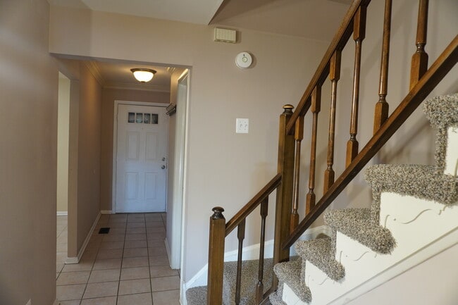 Photo - 5 Castlebar Ct