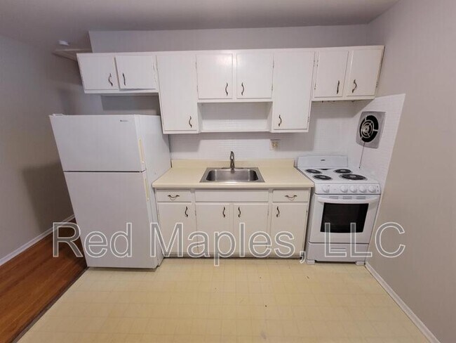 Photo - 3222 Airway Ave