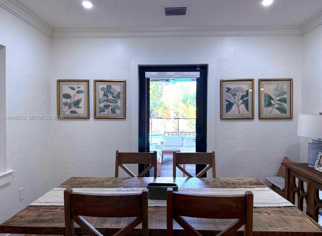 Photo - 5827 SW 29th St