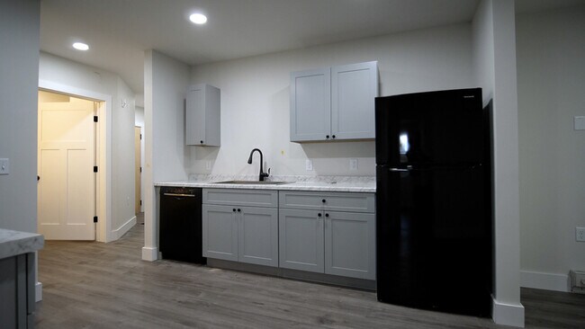 Photo - 15 Hungerford Terrace Unit 1