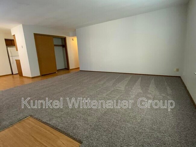 Photo - 1816 Jamestown Rd