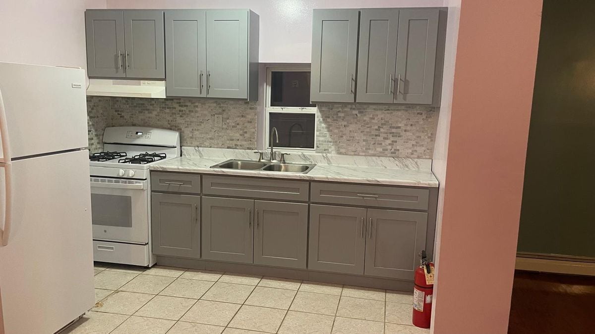 Photo - 2462 Pitkin Ave