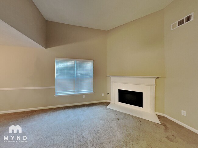 Photo - 2772 Live Oak Trail