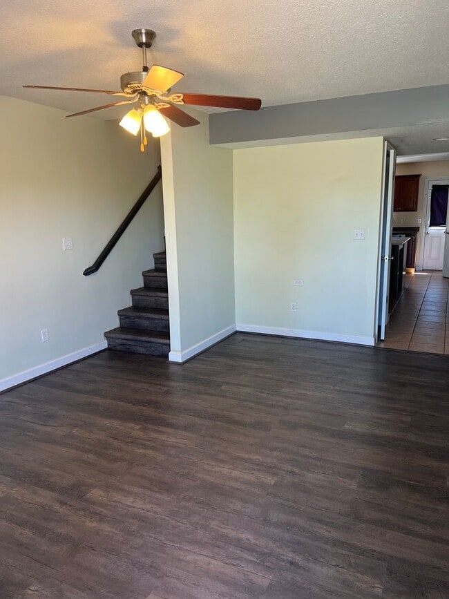 Photo - 4 bedroom, 2 bathroom, car garage townhouse