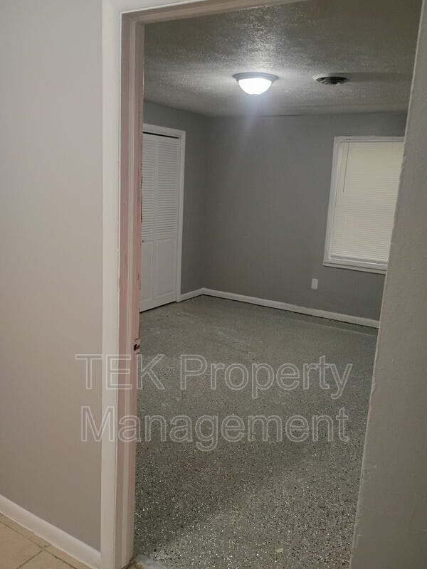 Photo - 471-473 North Goodman Street