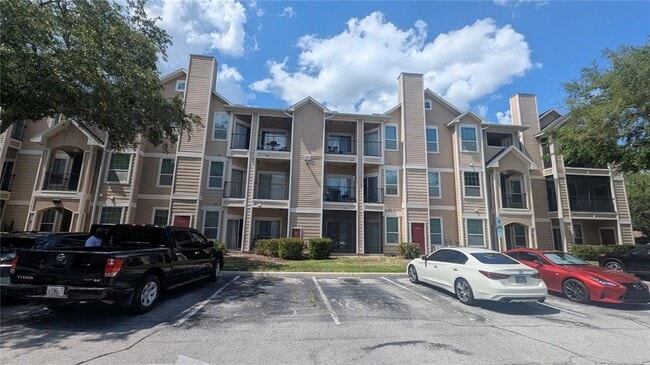Building Photo - 2000 Erving Cir Unit 6202