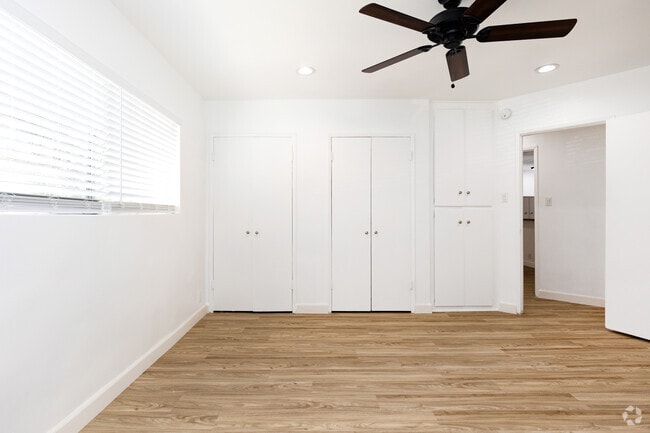 1BR, 1BA - 785SF