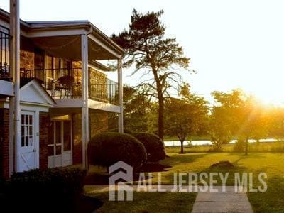 Photo - 304 Lakeview Terrace