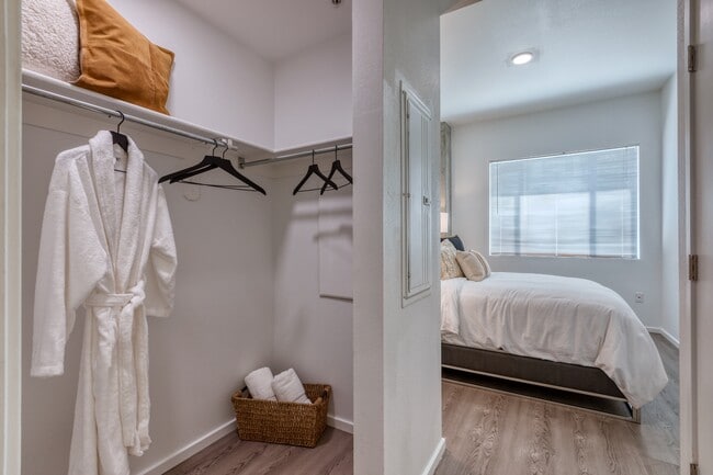 ¡El lugar sin cita previa más cercano al centro de Tucson! - Agave 350