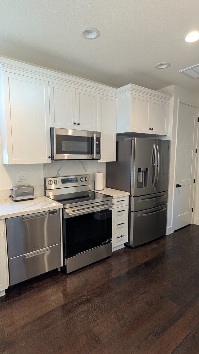 Photo - 1604 Winding Creek Way