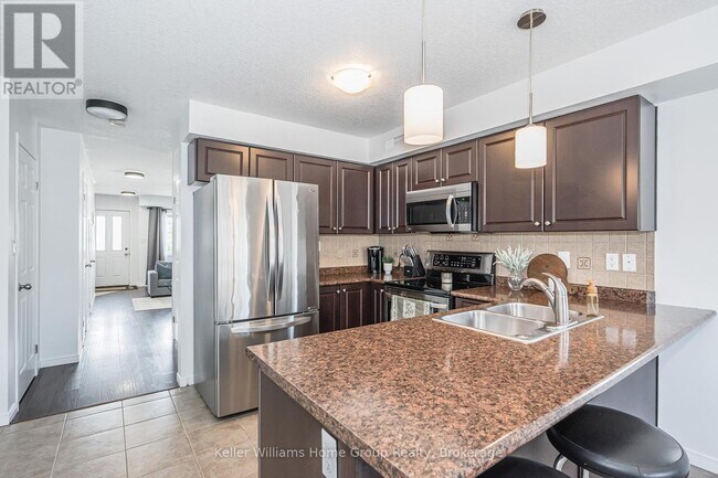 Photo - 35 Mountford Dr