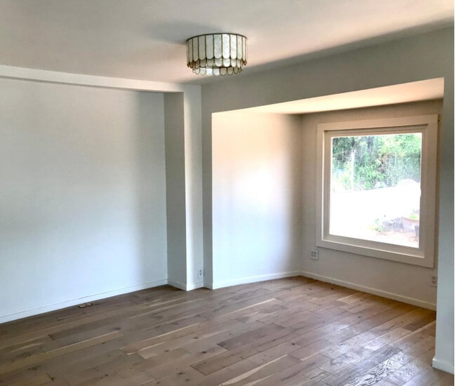 Photo - 1819 N Alvarado St