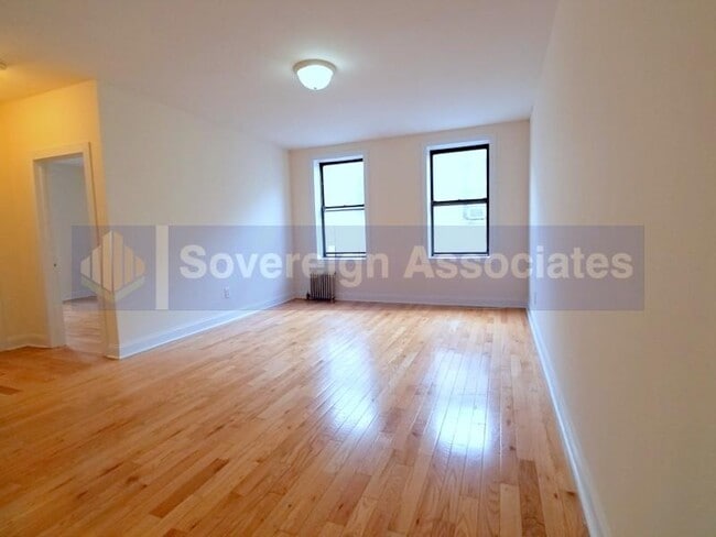 Building Photo - 250 Fort Washington Ave Rental