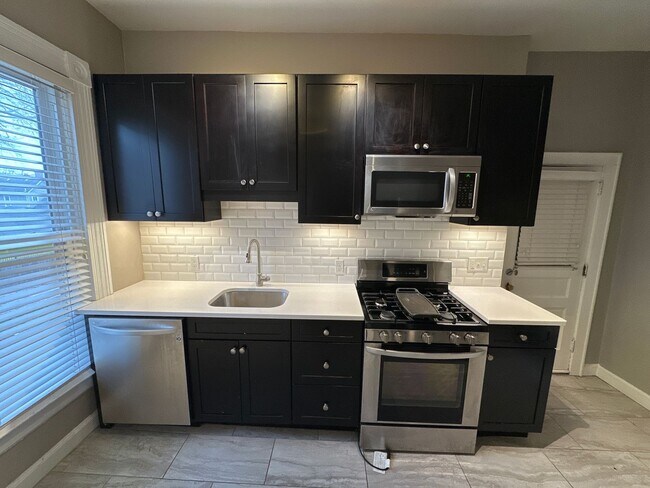 Photo - W King Ave 101-101.5 MLR Unit 101.5 Top