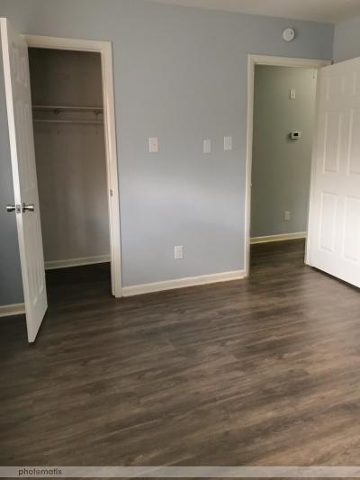 Photo - 8121 Neville Ave