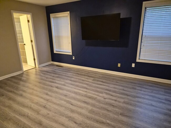 Photo - 16 Bramblewood Pl SW