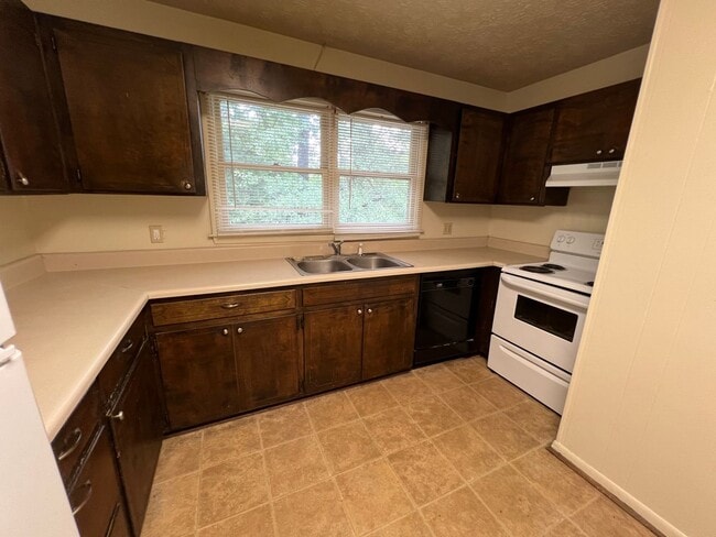 Photo - Dean 111-113 Unidad 111