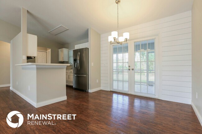 Photo - 4430 Glordano Ave