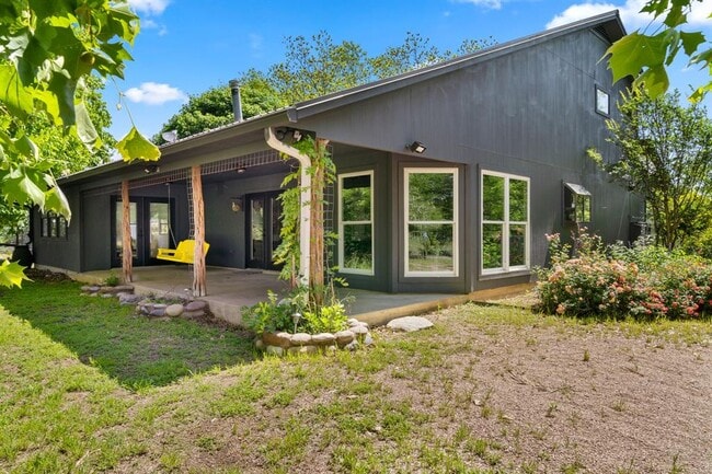 Photo - 121 Spur 191