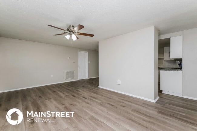 Photo - 5528 Daisy Dr