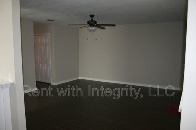 Photo - 2308 Sylvan Ct Unit C