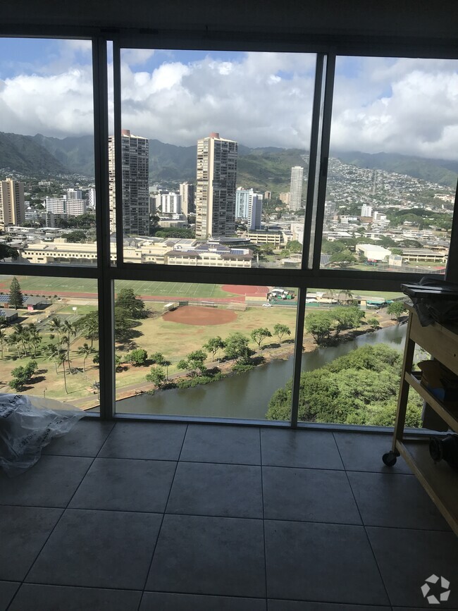 Building Photo - 2211 Ala Wai Blvd Unit 2403 Rental