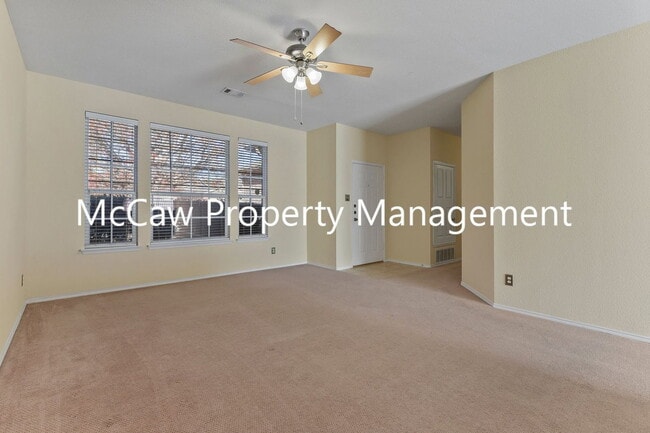 Photo - 5116 Meridian Ln