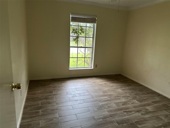 Photo - 13910 Clark Towne Ln