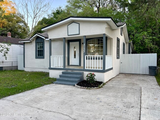 Building Photo - 3133 Gilmore St Rental