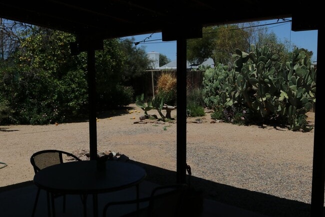 Photo - Two bedroom one bath fully furnished located in central Tucson!