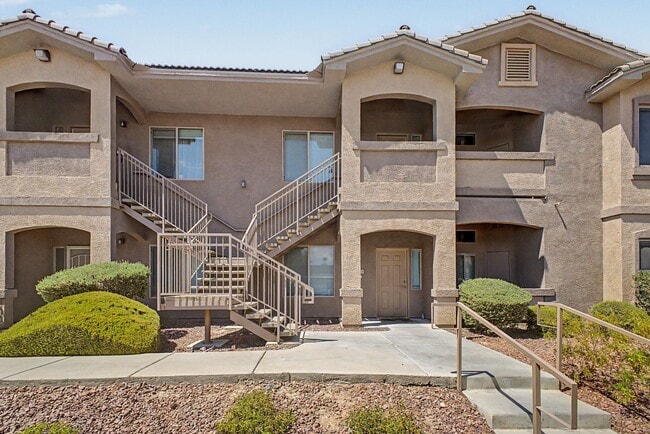 Photo - 8805 Jeffreys St