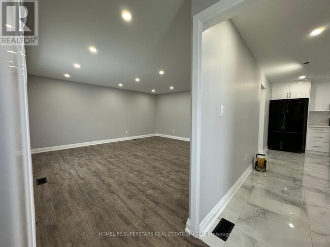 Photo - 47 Jade Crescent