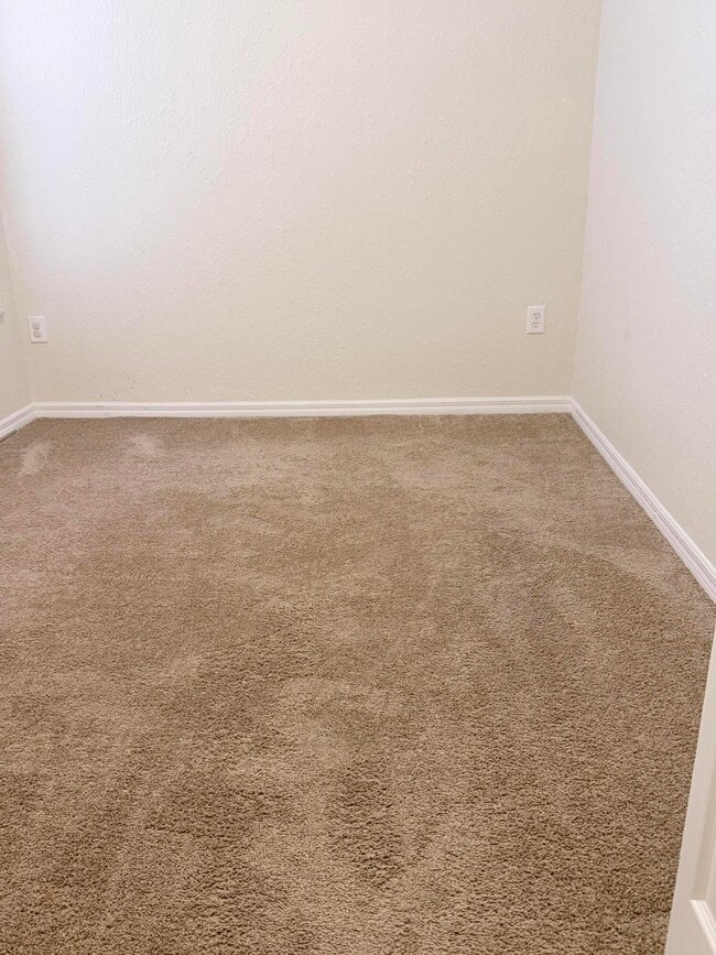 Photo - 2812 Grande Pkwy