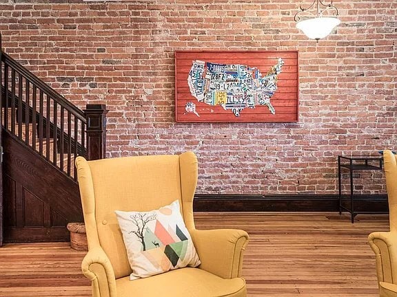 Photo - 1008 8th St NE