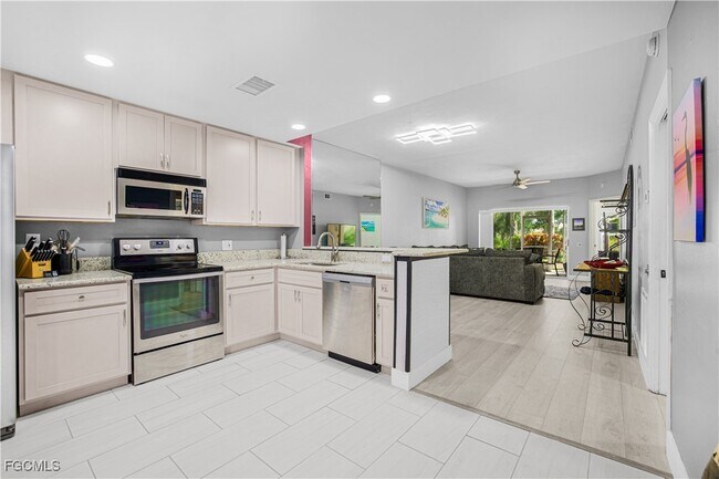 Photo - 3921 Leeward Passage Ct Unit 102