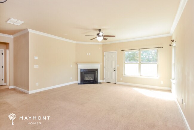 Photo - 40 Oakwood Dr