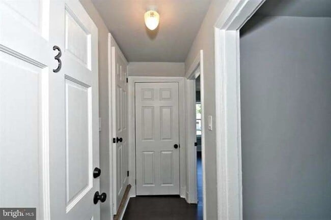 Unit Entry - 801 Swede St Unit 3