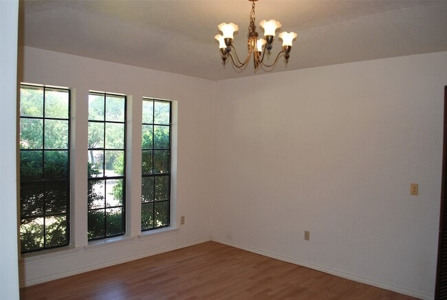 Photo - 1416 Sandy Creek Dr