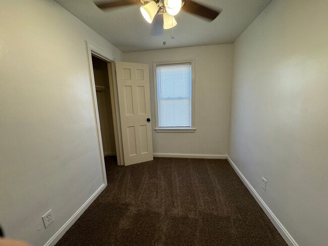 Photo - 133 16th St NE