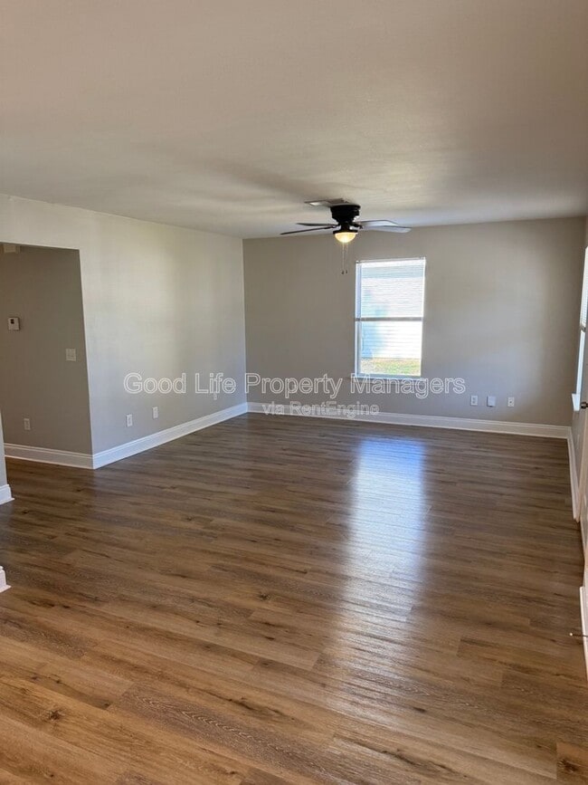 Photo - 8444 Chisholm Rd