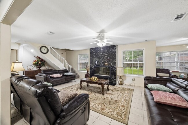 Photo - 7511 Theisswood Rd