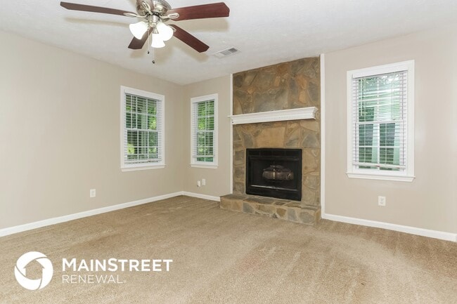 Photo - 265 Arbor Way