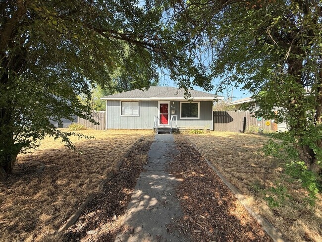 Building Photo - 619 E Nebraska Ave